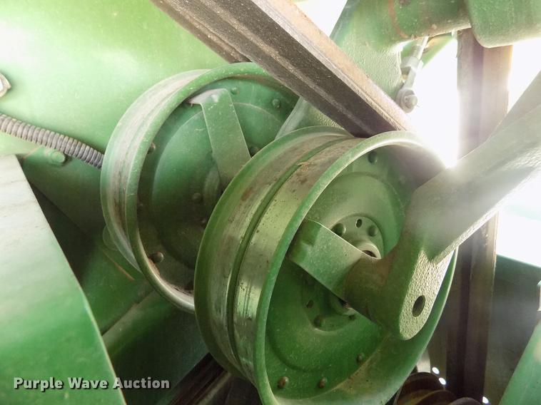 image for item DB9184 2013 John Deere S660 STS combine