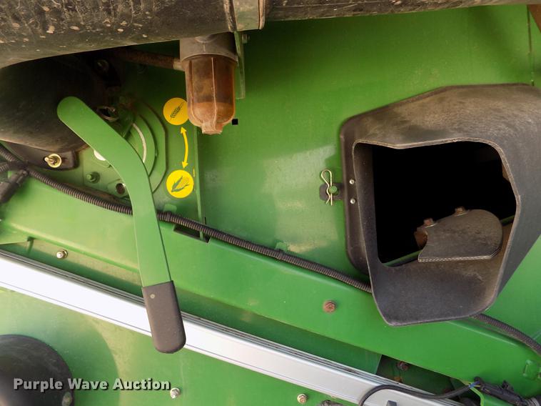 image for item DB9184 2013 John Deere S660 STS combine