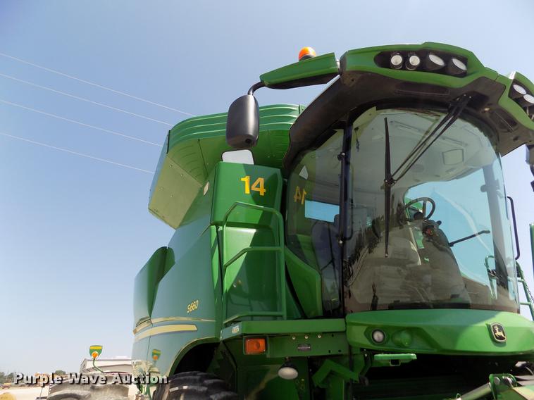 image for item DB9184 2013 John Deere S660 STS combine