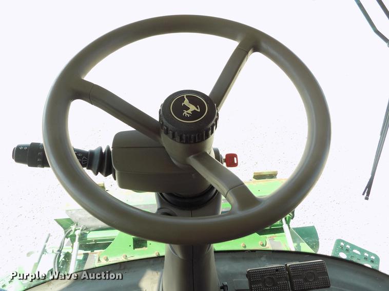 image for item DB9185 2013 John Deere S670 STS combine