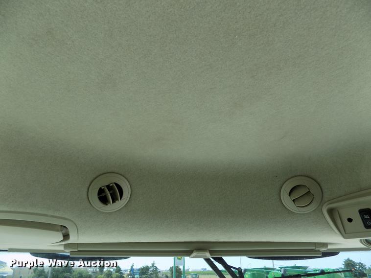 image for item DB9185 2013 John Deere S670 STS combine