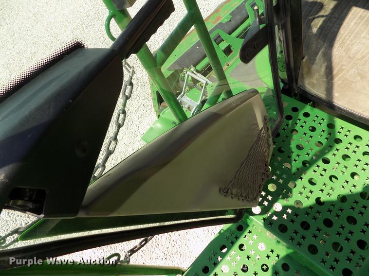 image for item DB9185 2013 John Deere S670 STS combine