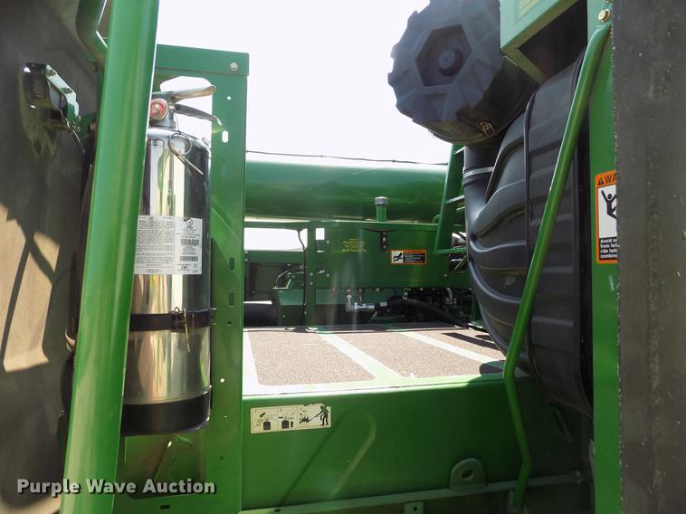 image for item DB9185 2013 John Deere S670 STS combine