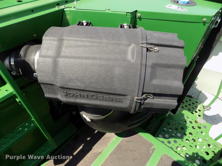image for item DB9185 2013 John Deere S670 STS combine