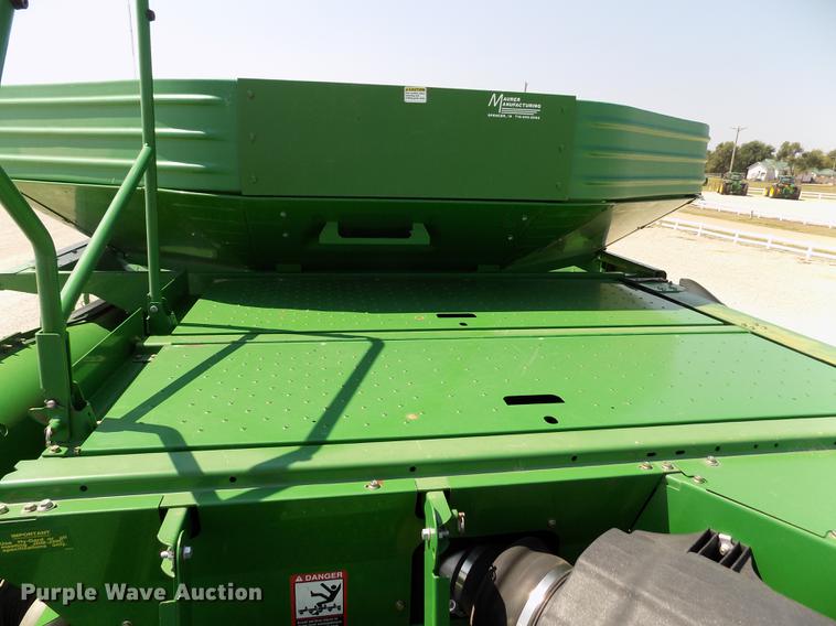 image for item DB9185 2013 John Deere S670 STS combine