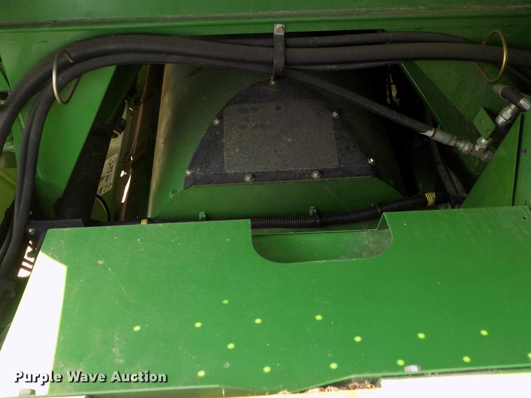 image for item DB9185 2013 John Deere S670 STS combine