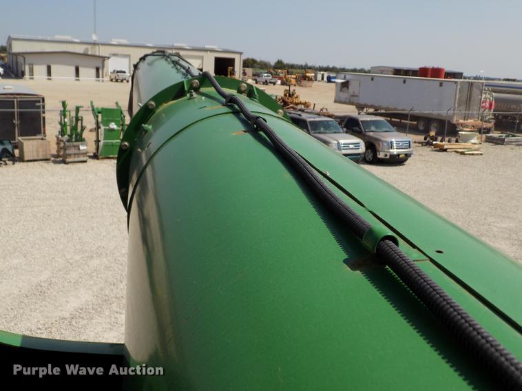 image for item DB9185 2013 John Deere S670 STS combine