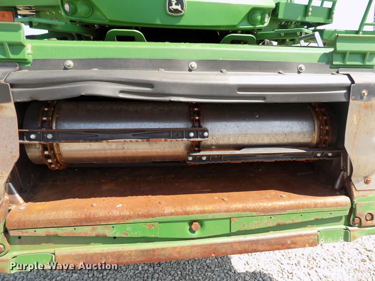 image for item DB9185 2013 John Deere S670 STS combine