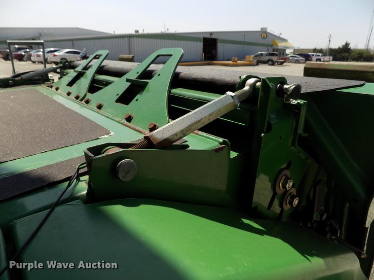 image for item DB9185 2013 John Deere S670 STS combine