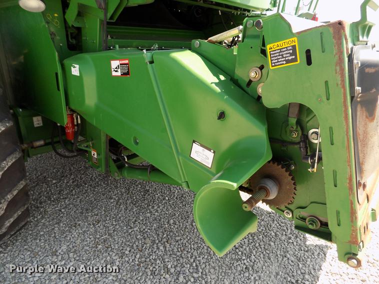 image for item DB9185 2013 John Deere S670 STS combine