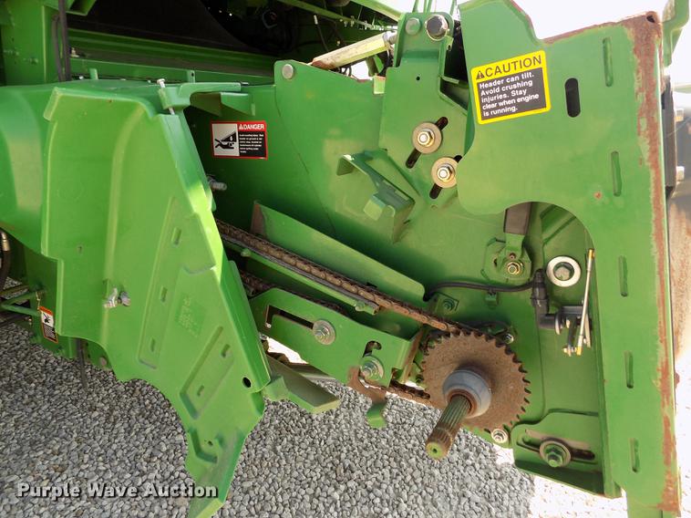image for item DB9185 2013 John Deere S670 STS combine