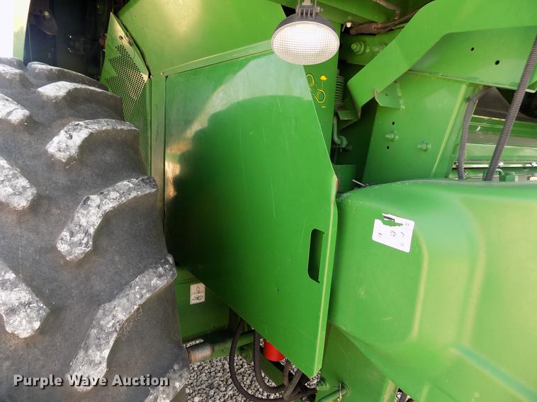 image for item DB9185 2013 John Deere S670 STS combine