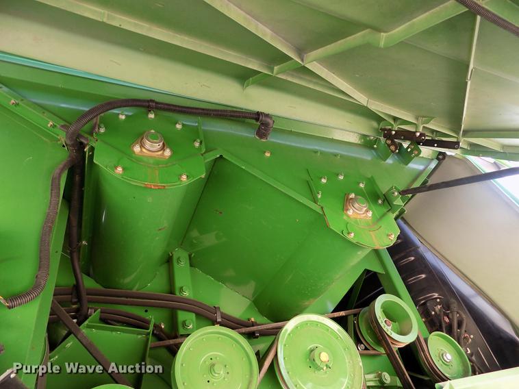 image for item DB9185 2013 John Deere S670 STS combine