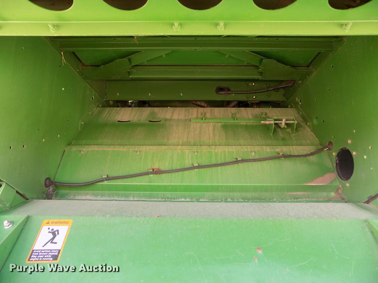 image for item DB9185 2013 John Deere S670 STS combine