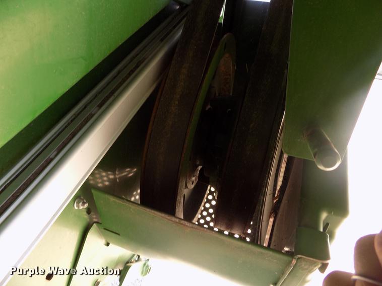 image for item DB9185 2013 John Deere S670 STS combine