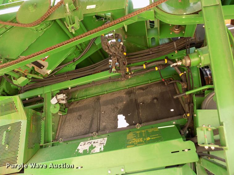image for item DB9185 2013 John Deere S670 STS combine