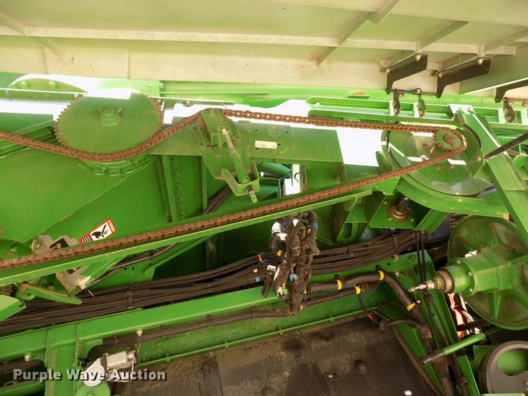 image for item DB9185 2013 John Deere S670 STS combine