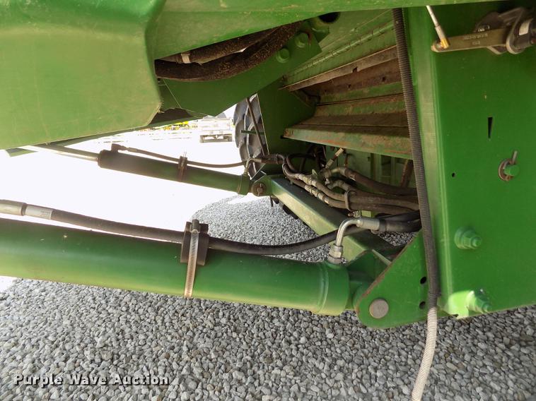 image for item DB9185 2013 John Deere S670 STS combine