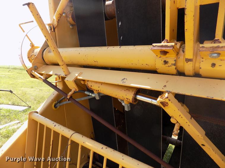 image for item DB9227 Vermeer 605G round baler