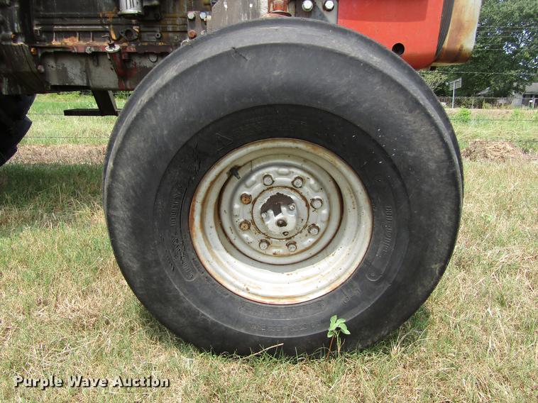 image for item DC0044 1979 Massey-Ferguson 2675 tractor