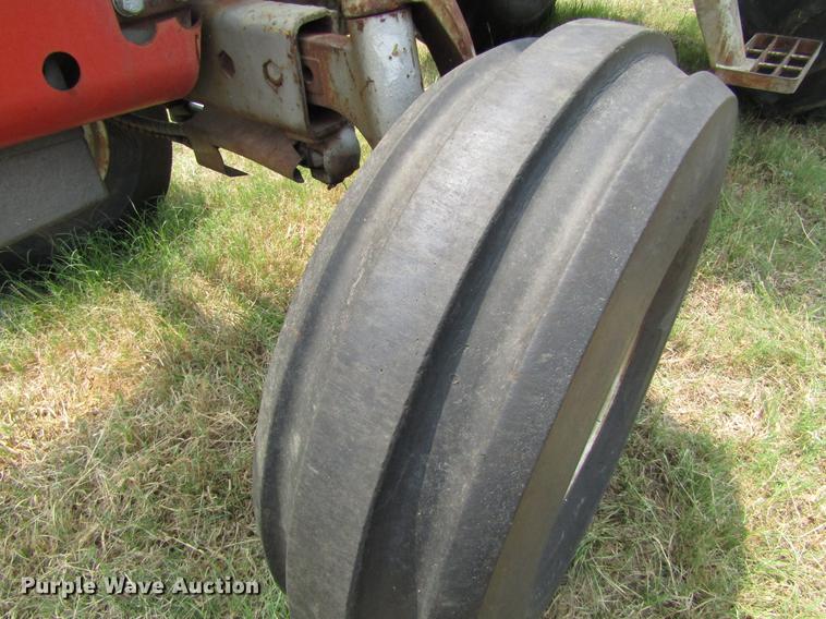 image for item DC0044 1979 Massey-Ferguson 2675 tractor