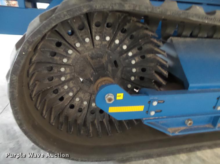 image for item DD1126 2011 Kinze 1050 Harvest Commander grain cart