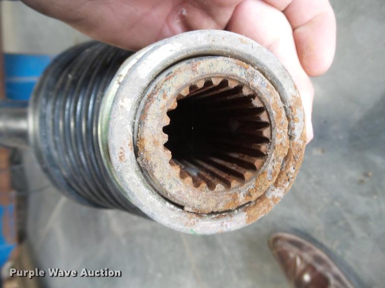 image for item DD1126 2011 Kinze 1050 Harvest Commander grain cart