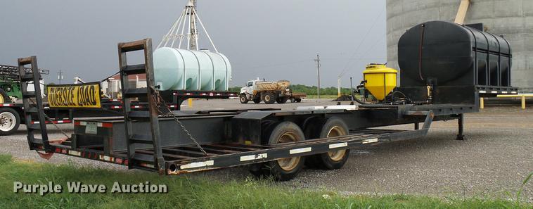 image for item DD5266 2000 Neville Built sprayer trailer