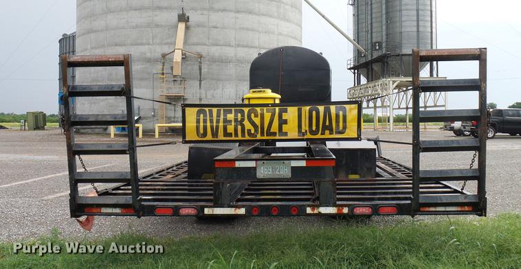 image for item DD5266 2000 Neville Built sprayer trailer