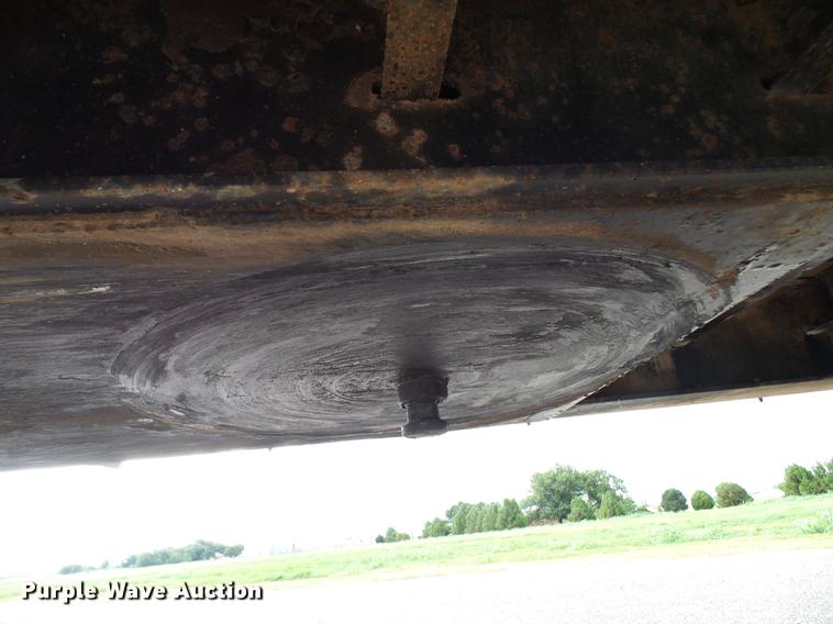 image for item DD5266 2000 Neville Built sprayer trailer