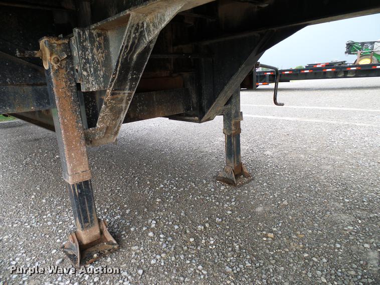 image for item DD5266 2000 Neville Built sprayer trailer