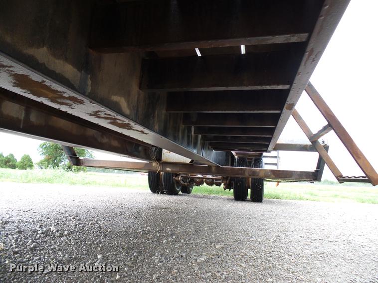 image for item DD5266 2000 Neville Built sprayer trailer