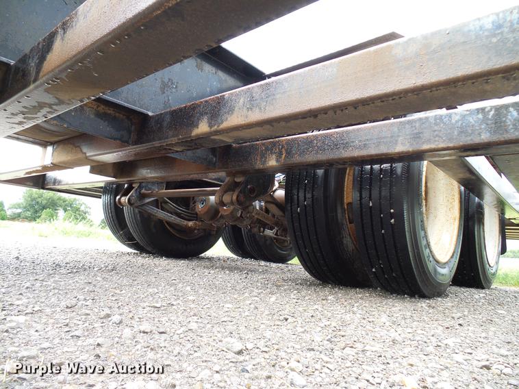 image for item DD5266 2000 Neville Built sprayer trailer