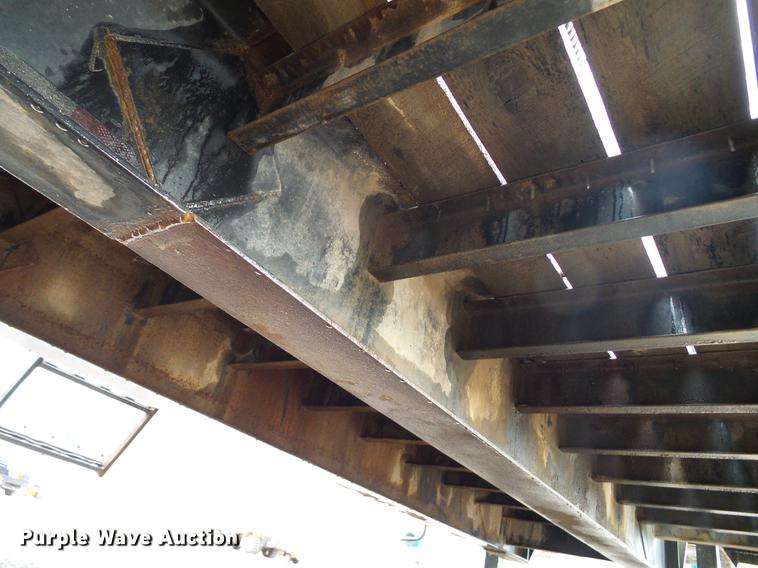 image for item DD5266 2000 Neville Built sprayer trailer