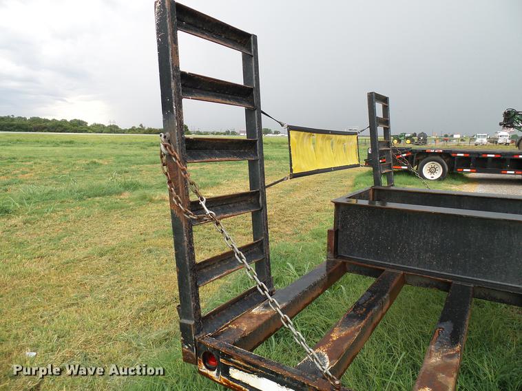 image for item DD5266 2000 Neville Built sprayer trailer