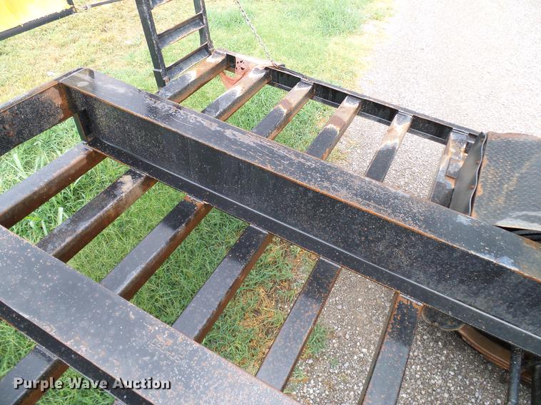 image for item DD5266 2000 Neville Built sprayer trailer