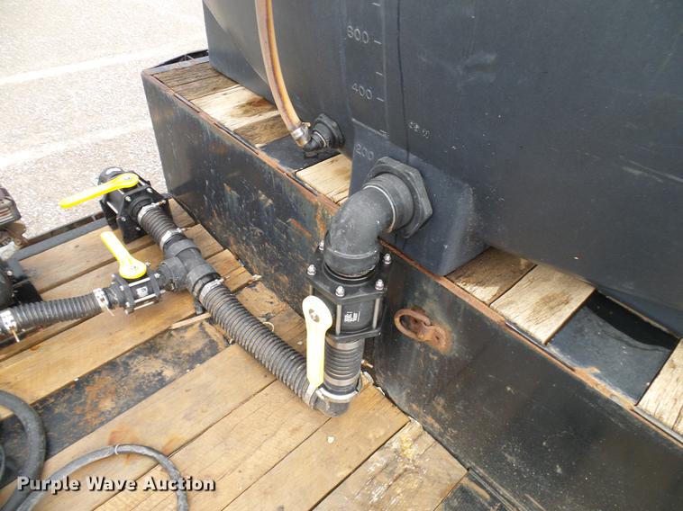 image for item DD5266 2000 Neville Built sprayer trailer