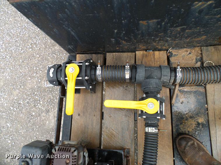 image for item DD5266 2000 Neville Built sprayer trailer