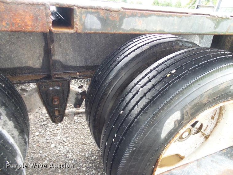 image for item DD5266 2000 Neville Built sprayer trailer