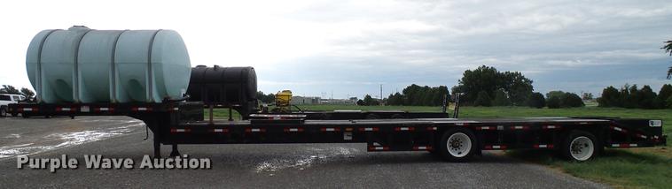 image for item DD5267 2009 Neville Built sprayer trailer