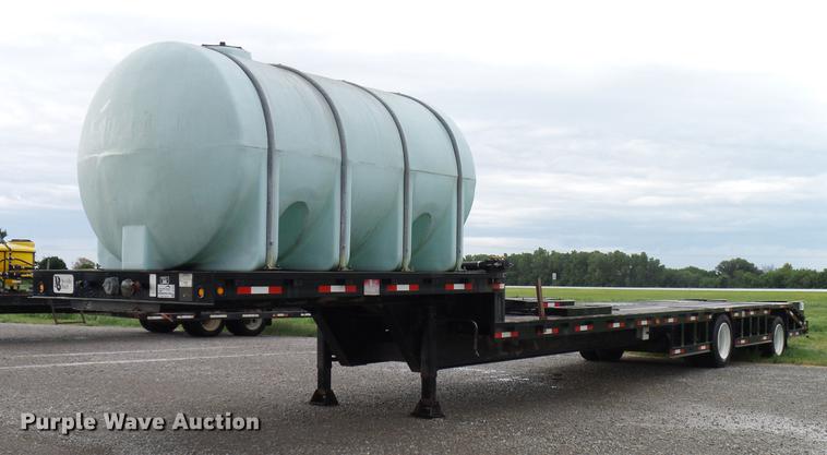 image for item DD5267 2009 Neville Built sprayer trailer