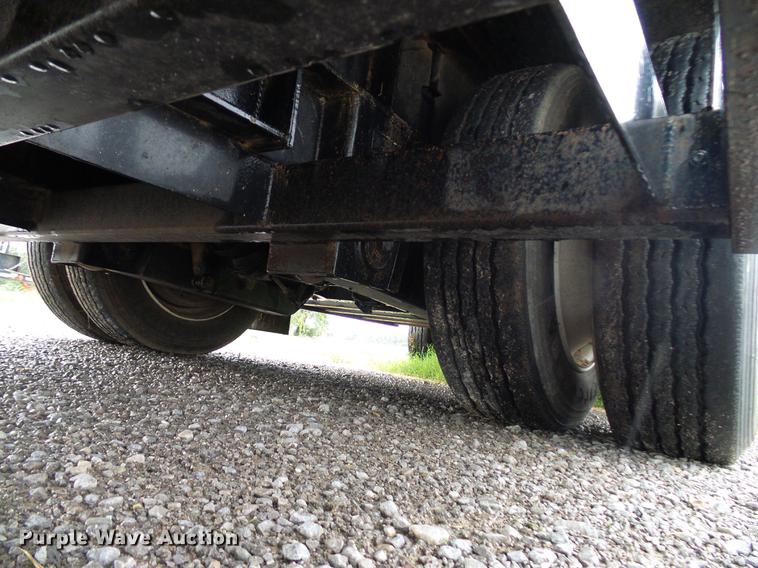 image for item DD5267 2009 Neville Built sprayer trailer