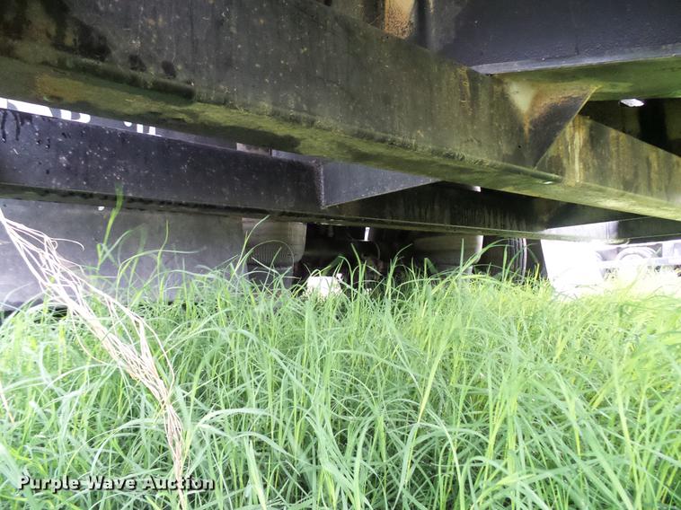 image for item DD5267 2009 Neville Built sprayer trailer