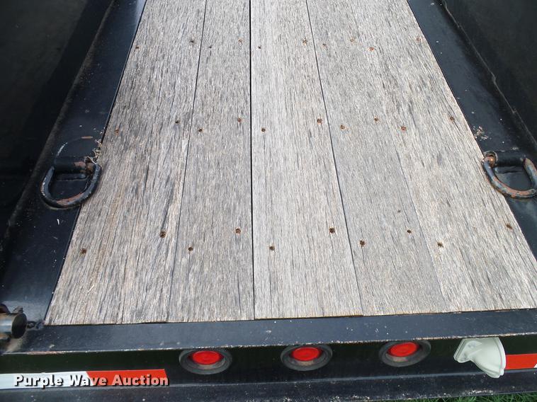 image for item DD5267 2009 Neville Built sprayer trailer