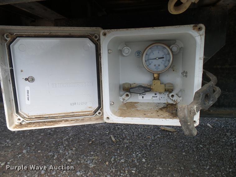 image for item DD5267 2009 Neville Built sprayer trailer