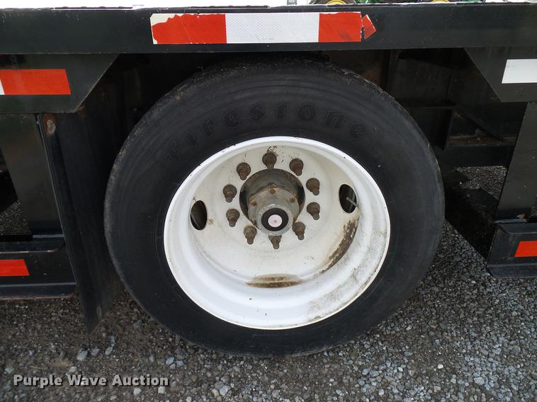 image for item DD5267 2009 Neville Built sprayer trailer