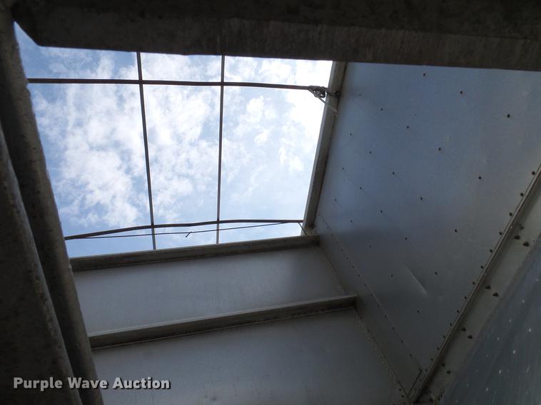 image for item DD5268 1991 Timpte double hopper bottom grain trailer