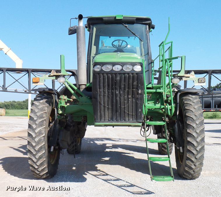 image for item DD5269 2011 John Deere 4930 sprayer