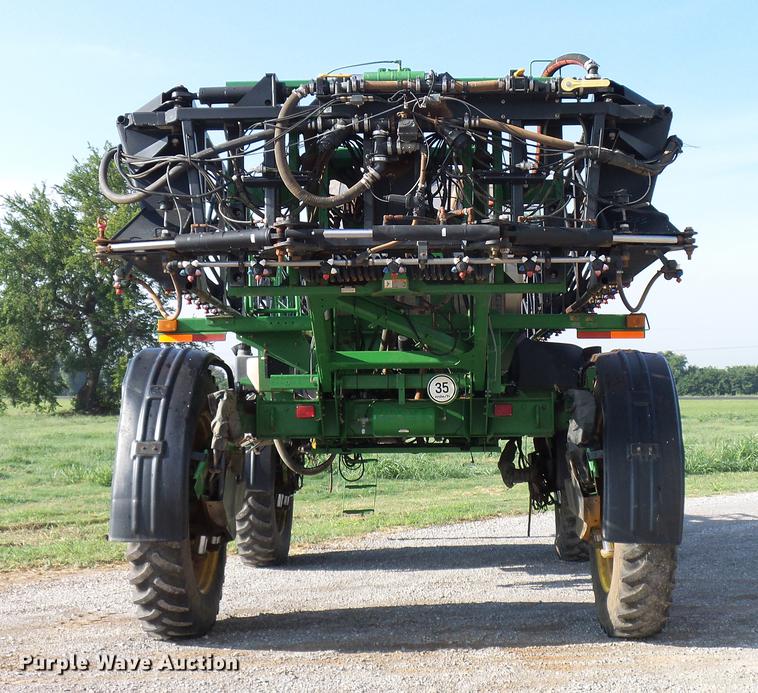 image for item DD5269 2011 John Deere 4930 sprayer