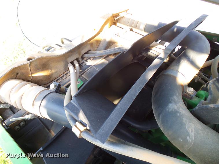 image for item DD5269 2011 John Deere 4930 sprayer